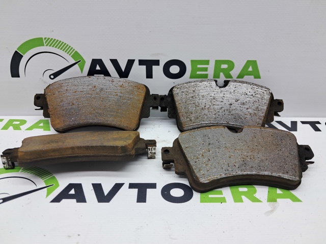 Задні гальмівні колодки 8W0698451L VAG