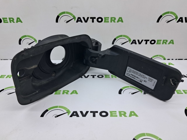 Горловина паливного бака 8W0809906 VAG