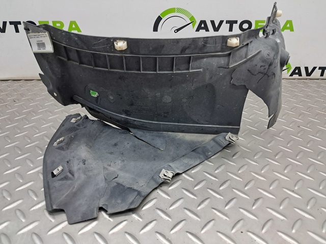 Підкрилок переднього крила, правий передній 8W0853888A VAG