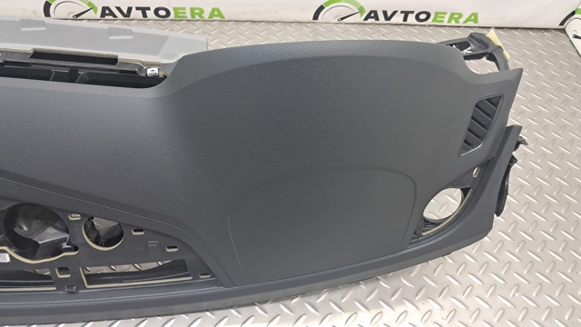 Торпеда приладова панель 8W1857001KKFH VAG