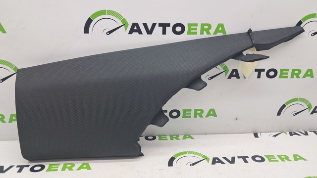 Обшивка стійки кузова внутрішня, задня права 8W5867246BV48 VAG