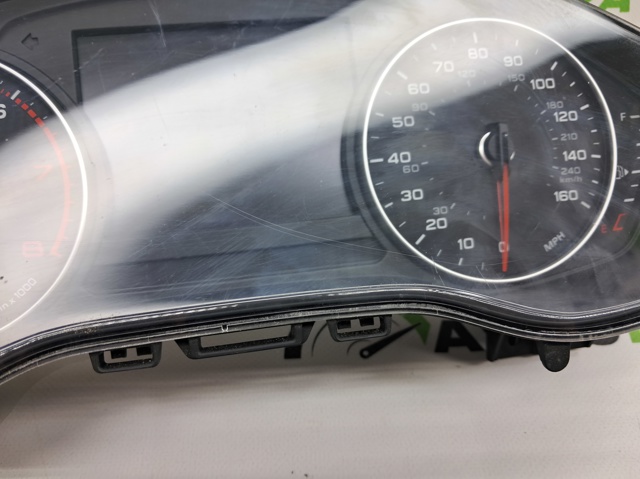 щиток приладу 8W5920840A VAG