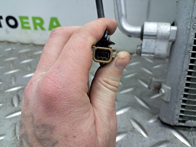 Трубопроводи і радіатор кондиціонера 921103NK0B NISSAN