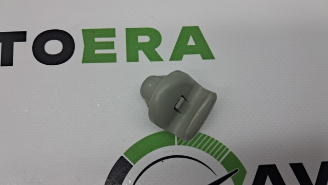 Фіксатор сонцезахисного козирка 964091KA0A NISSAN