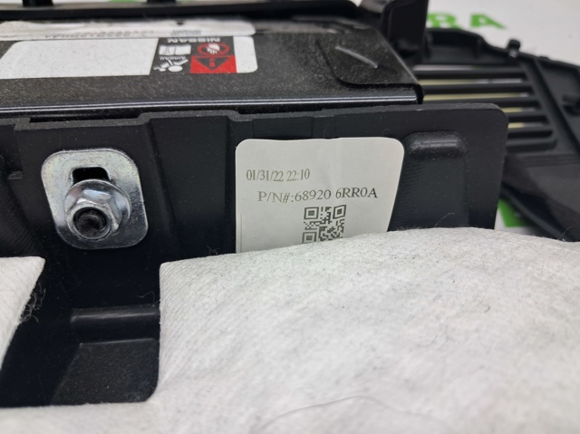 Подушка безпеки (AIRBAG) пасажирська, захисту колін 985R16RR8A NISSAN