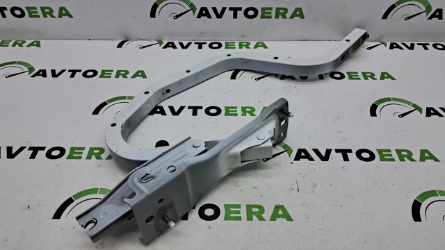 Петля кришки багажника B45A52720B MAZDA