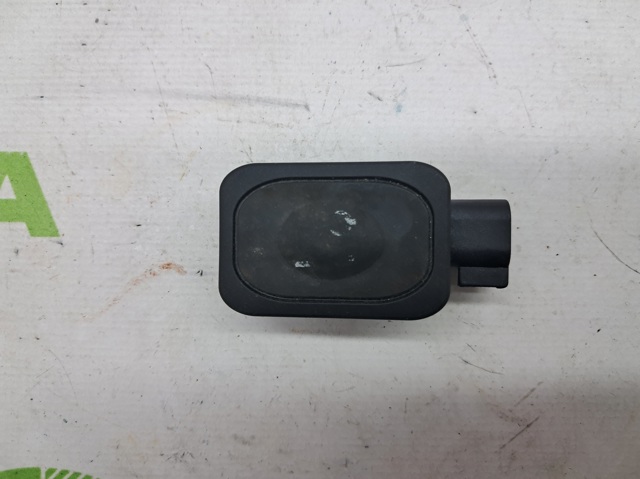 Кнопка приводу замка задньої 3/5 двері (ляди) BB5Z14018B FORD