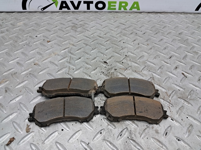 Комплект пружинок кріплення дискових колодок, передніх D10804BA0A NISSAN