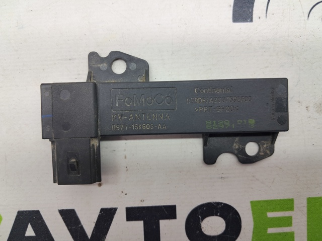 Підсилювач сигналу антени DS7Z19D596A FORD