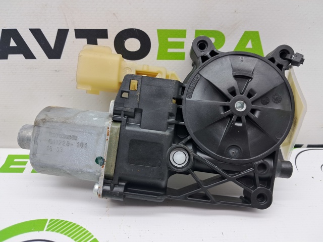 Моторчик склопідйомника двері задніх, лівих DS7Z5423395A FORD