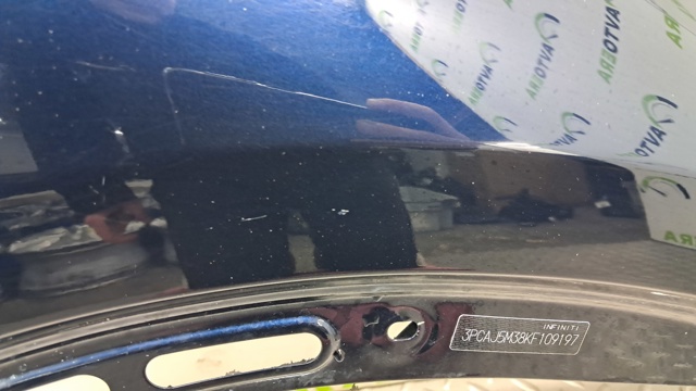 Переднє праве крило FCA005NAMA NISSAN