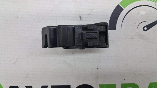 Ручка відкривання замка/лючка бензобака GHP956860A MAZDA