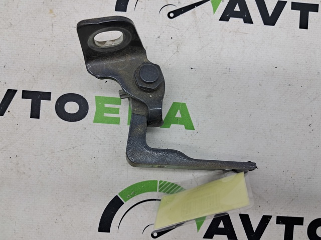 Петля заднтої двері, лівої H1BZ5826811A FORD