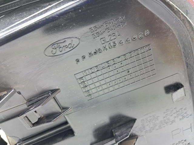 Ліхтар задній правий, зовнішній KJ5Z13404C FORD