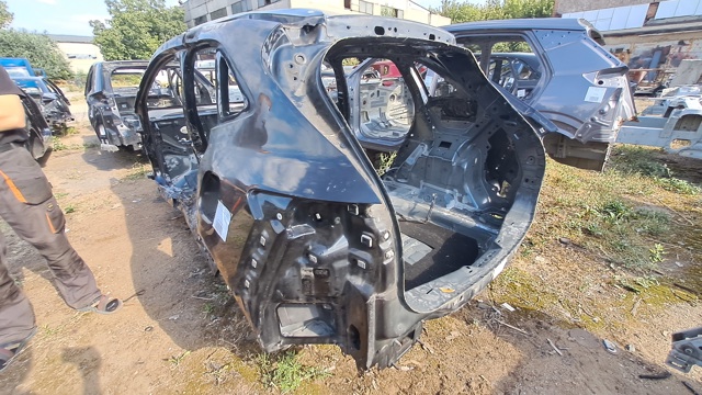 Бічна частина задня ліва LJ6Z78278A93A FORD