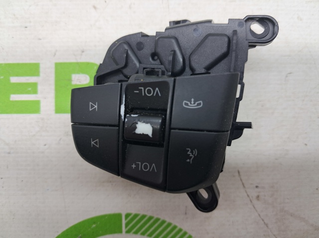 Блок кнопкових перемикачів кермового колеса LJ8Z9C888C FORD