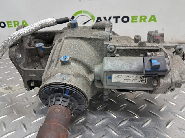 Коробка роздавальна LX6Z7251V FORD