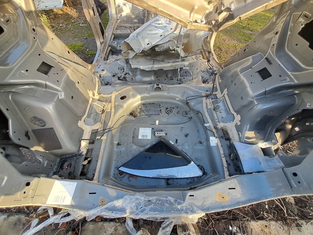 Підлога багажника LX6Z7847122A FORD