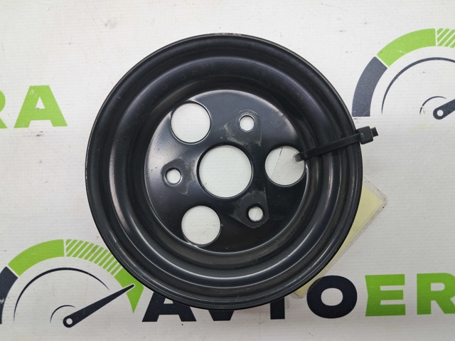 Шків водяного насоса PE0215131 MAZDA