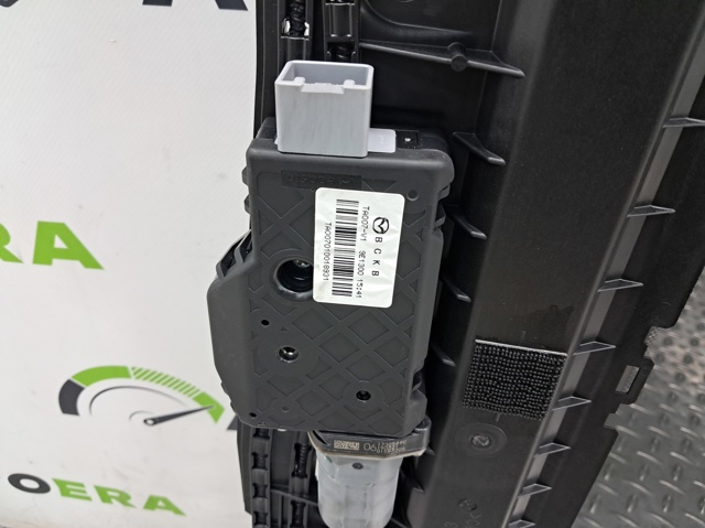 Скло даху TK8069810C MAZDA