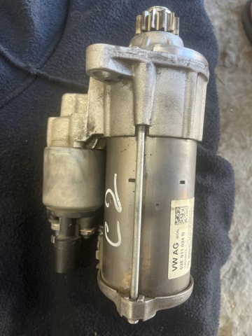 Стартер двигуна Фольксваген Транспортер T6