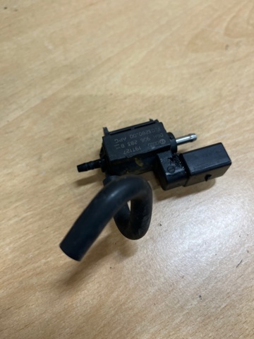 Потенціометр регулювання складу відпрацьованих газів 06H906283B VAG