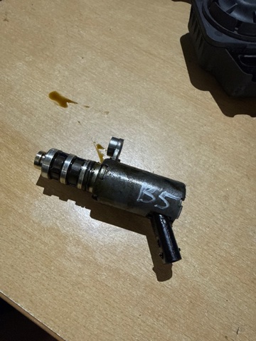 Клапан електромагнітний положення розподільного 06M115393D VAG
