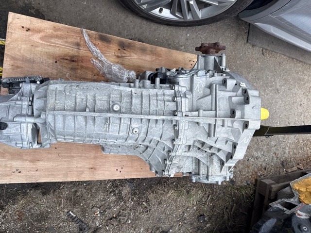 АКПП в зборі (автоматична коробка передач) 0CJ300041P001 VAG