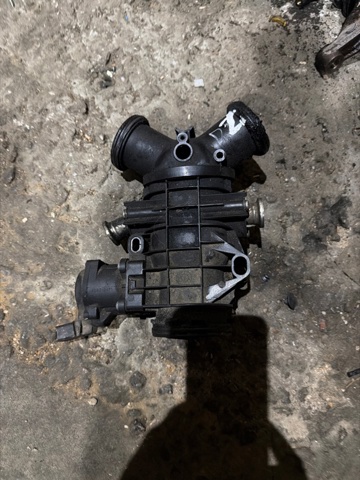 Заслінка повітряна 1376408 LAND ROVER