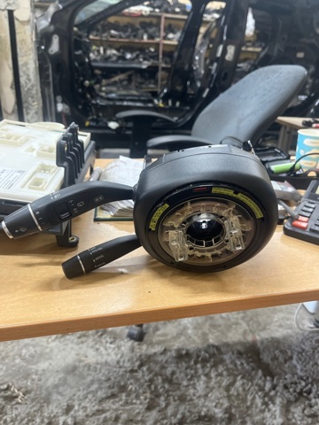Перемикач підрульовий 255605DA2D NISSAN