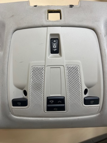 Лампочка освітлення салону 264305DK3A NISSAN