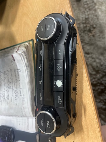 Блок управління кондиціонером 275005DC0C NISSAN
