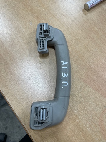Поручні (тримачі) і гачок для одягу 2G0857643ZA2 VAG