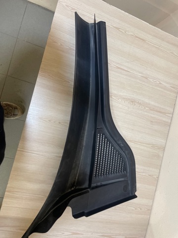 Жабо, праве 3CM8194049B9 VAG