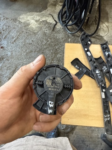 Датчик подушки безпеки 4M0955557A VAG