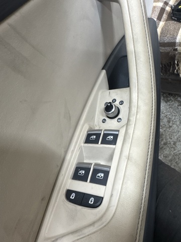 Блок керування дзеркалами заднього виду 4M0959565Q VAG