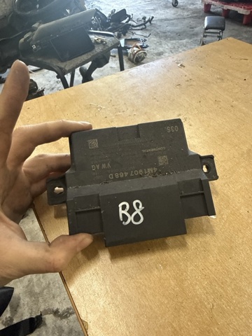 Прилади й апаратура діагностики 4M1907468D VAG
