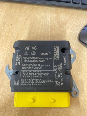 Блок управління airbag 561959655D VAG