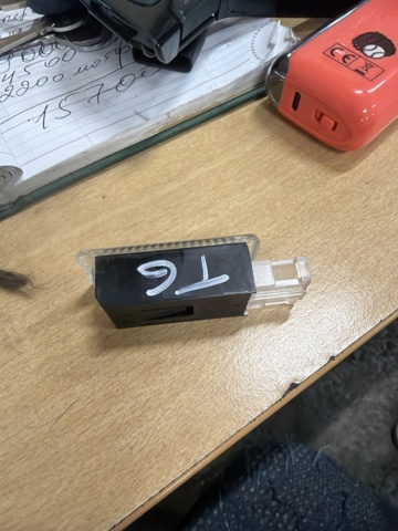 Плафон підсвічення бардачка 5G0947409 VAG