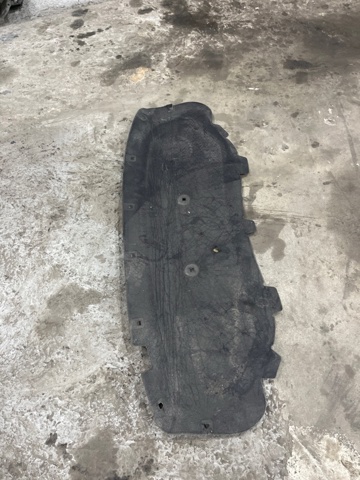 Утеплювач капота 5NG863831 VAG