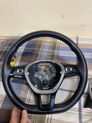 Рульове колесо 5NN419091BE74 VAG