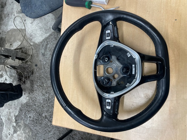 Рульове колесо 5NN419091CE74 VAG