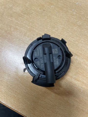 Датчик AIRBAG передній 5Q0959354 VAG