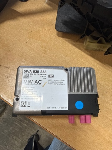 Блок керування Bluetooth 5WA035283 VAG