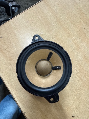 Гучномовець 80A035453 VAG