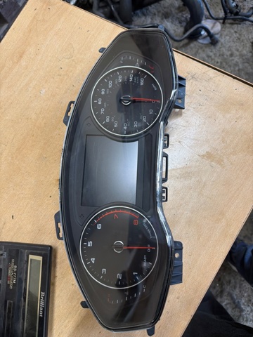 щиток приладу 80A920840 VAG