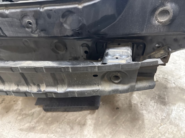 Шина бампера заднього 850305DA0A NISSAN