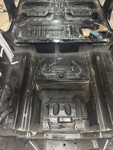 Настил підлоги 8R0802215A VAG