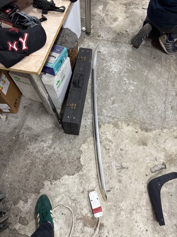 Рейлінг даху правий 8R0860022J2ZZ VAG