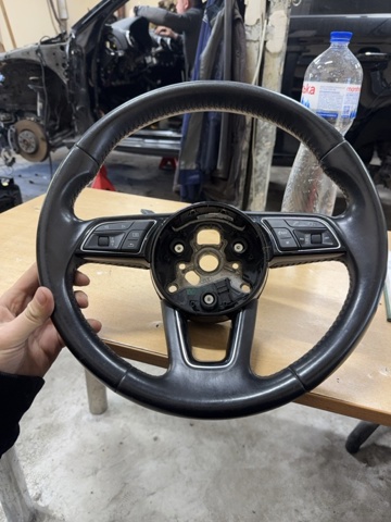 Рульове колесо 8V0419091CGINU VAG